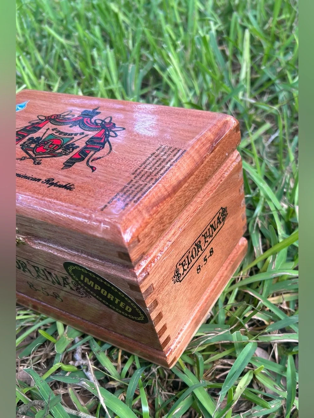 Arturo Fuente Flor Fina Cigar Box